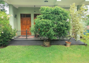 Отель Green Garden  Hikkaduwa